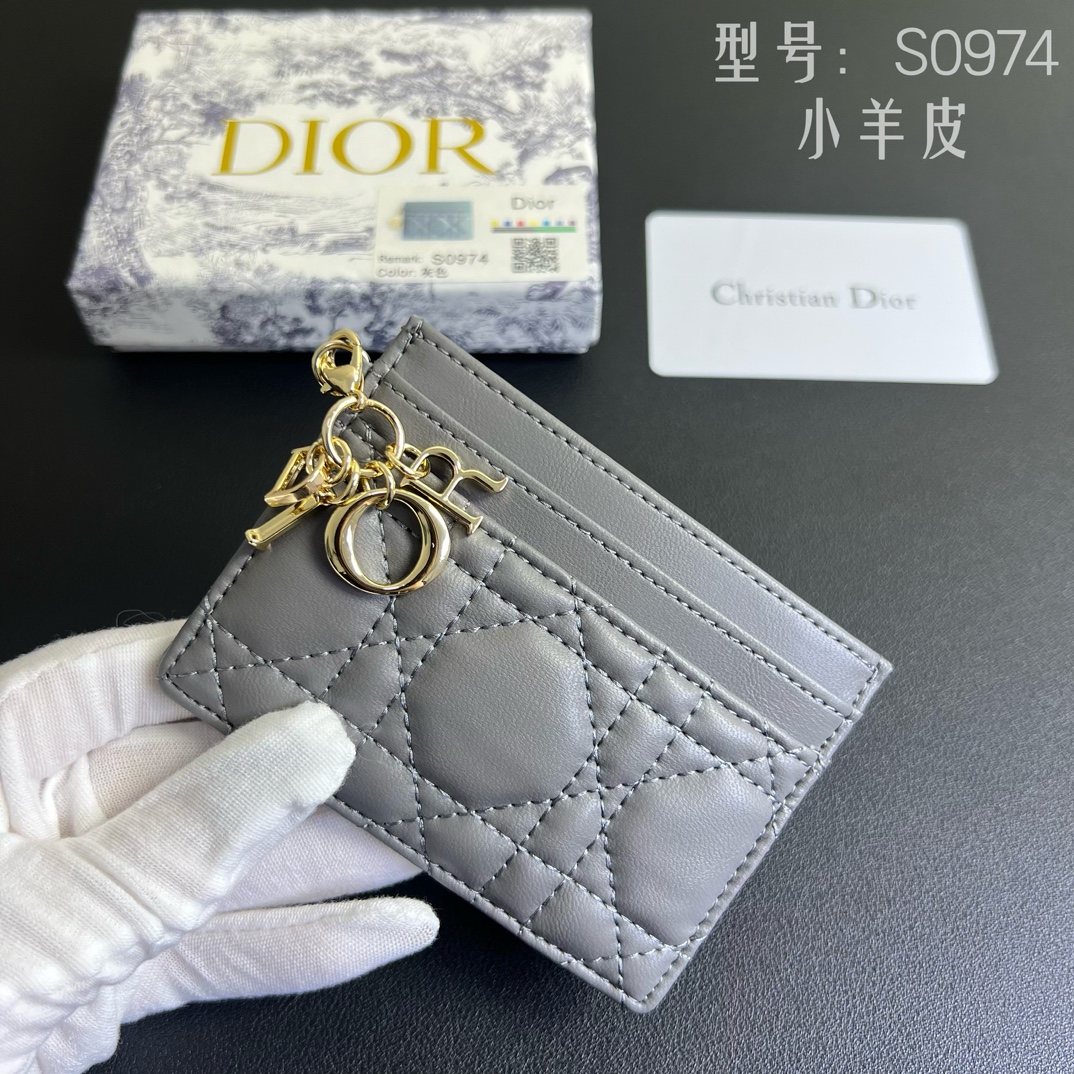 # Prom-only discount. Model: Item No.: S0974OVRB M81B T. Dimensions: 10.5 x 7.5 x 1 cm - Image 9
