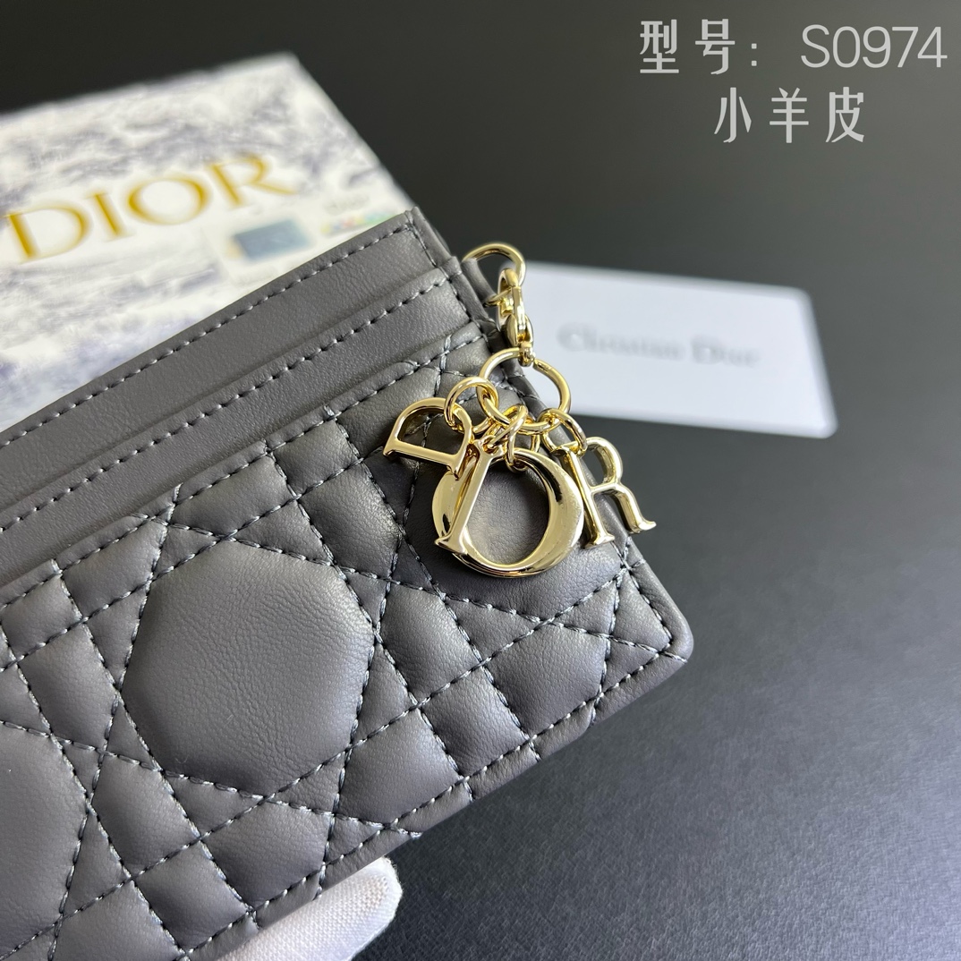 # Prom-only discount. Model: Item No.: S0974OVRB M81B T. Dimensions: 10.5 x 7.5 x 1 cm - Image 5